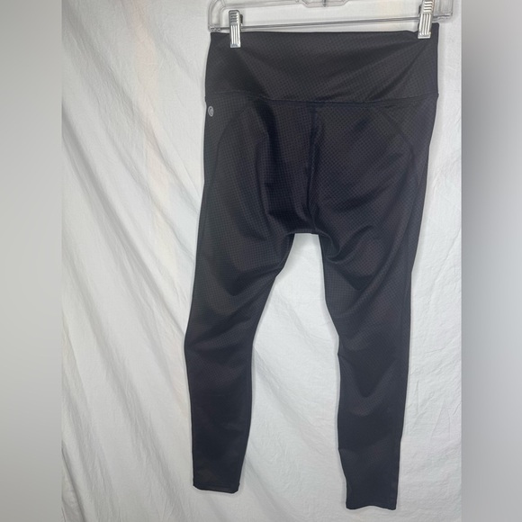 Guru Active Black Capri Leggings Size Medium - Picture 3 of 7